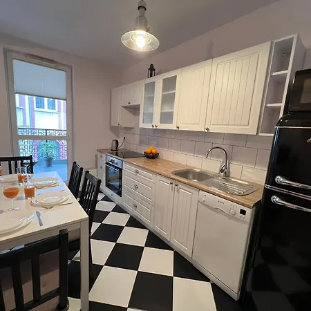 Golden House Apartment